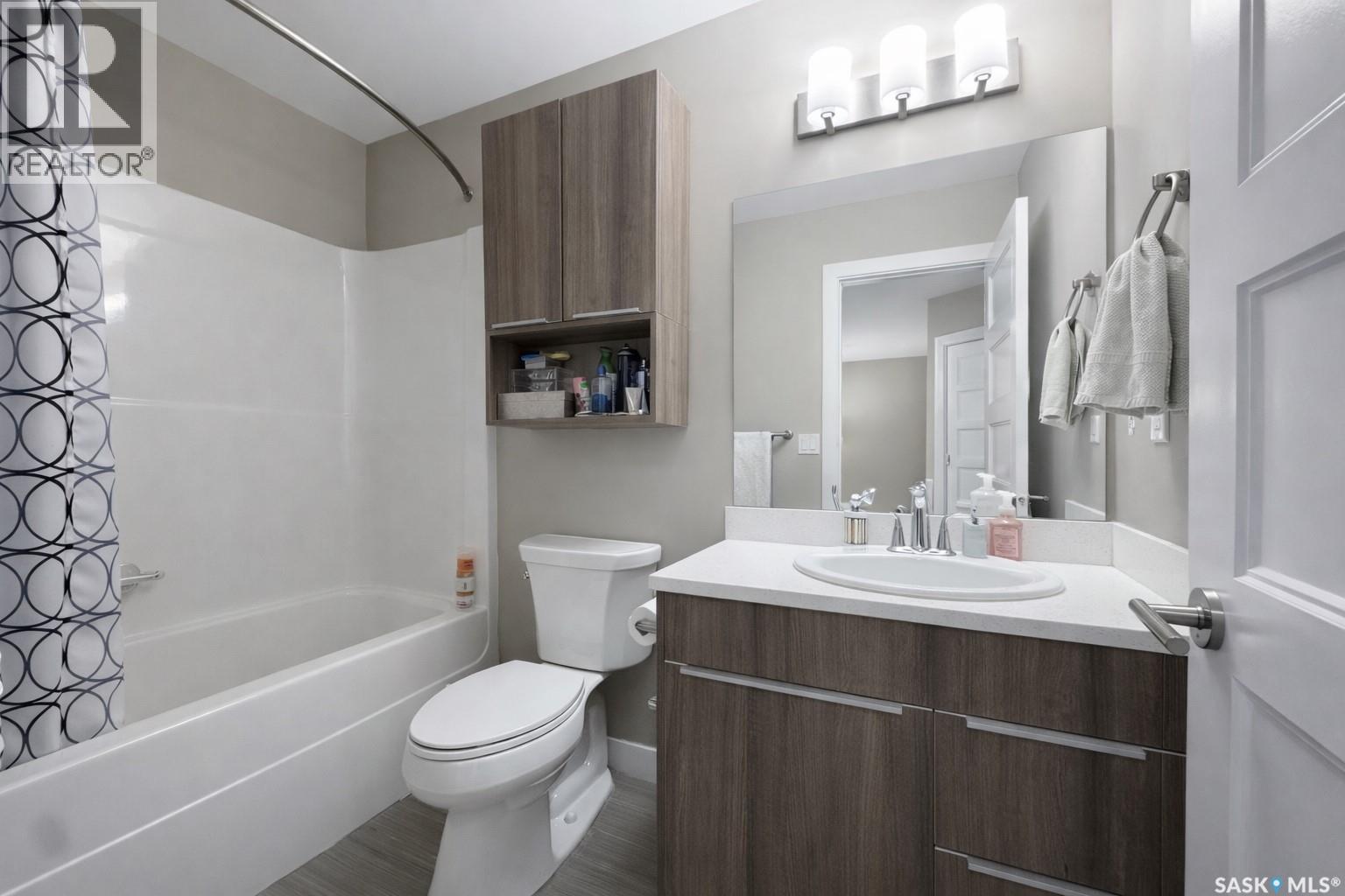 #1026 EVERGREEN BOULEVARD - 12