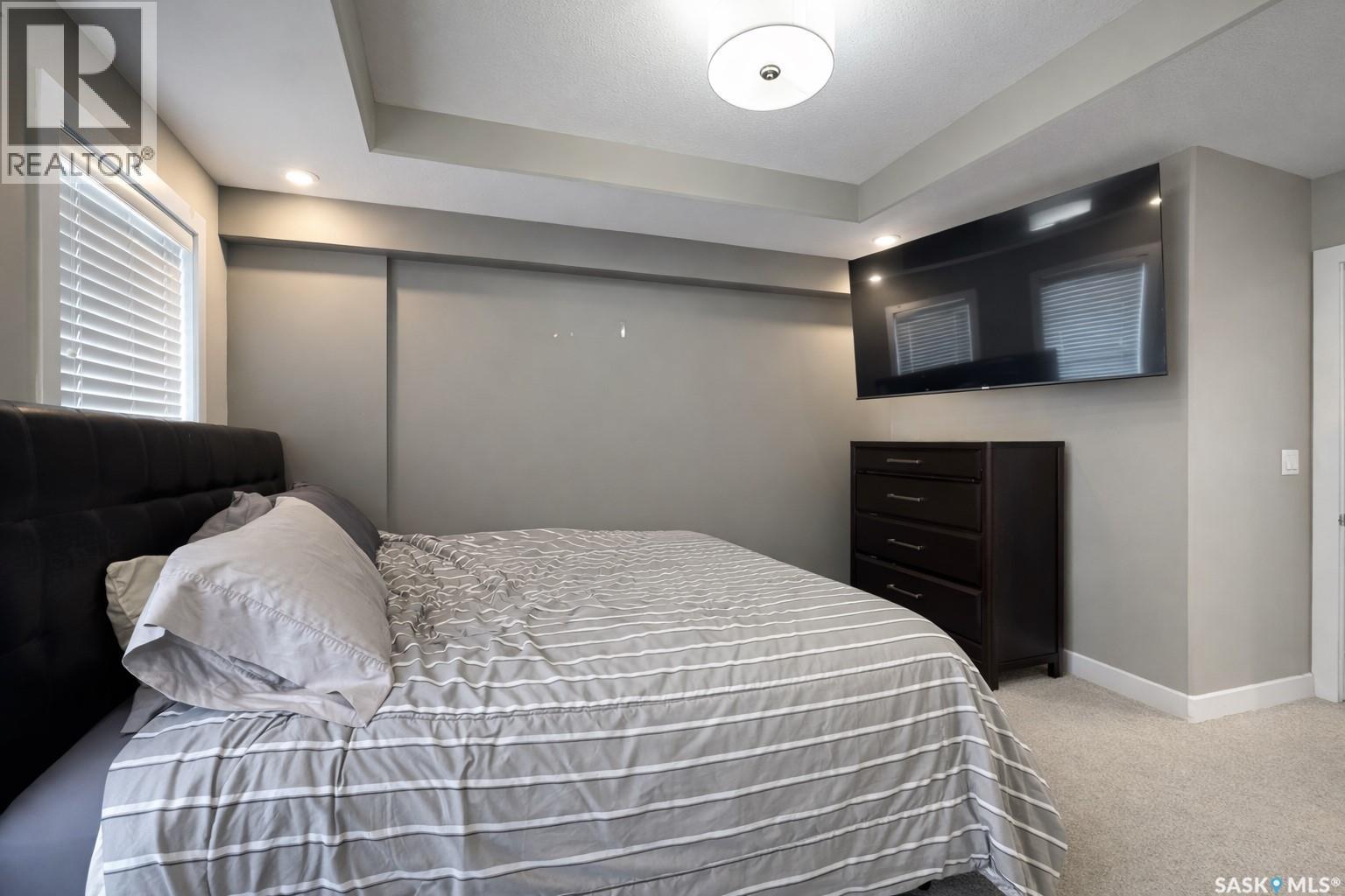 #1026 EVERGREEN BOULEVARD - 7