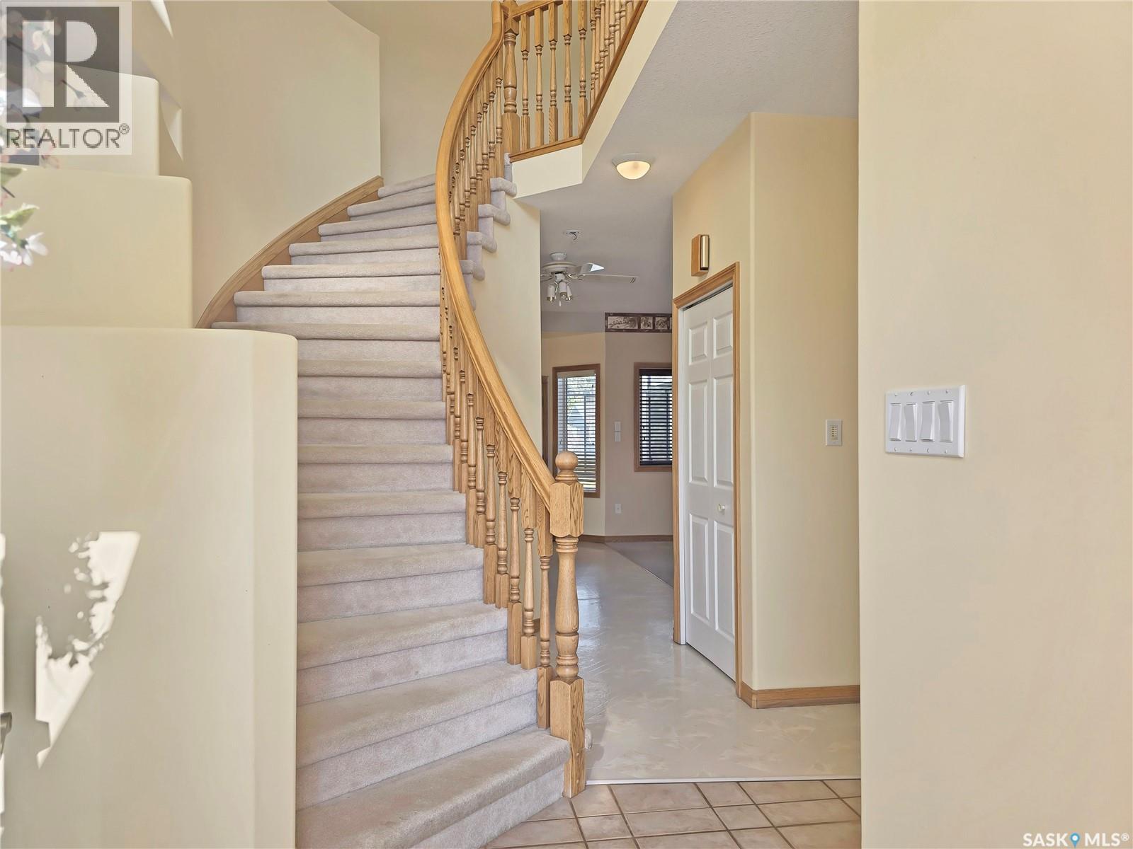 1009 DEWDNEY STREET - 28