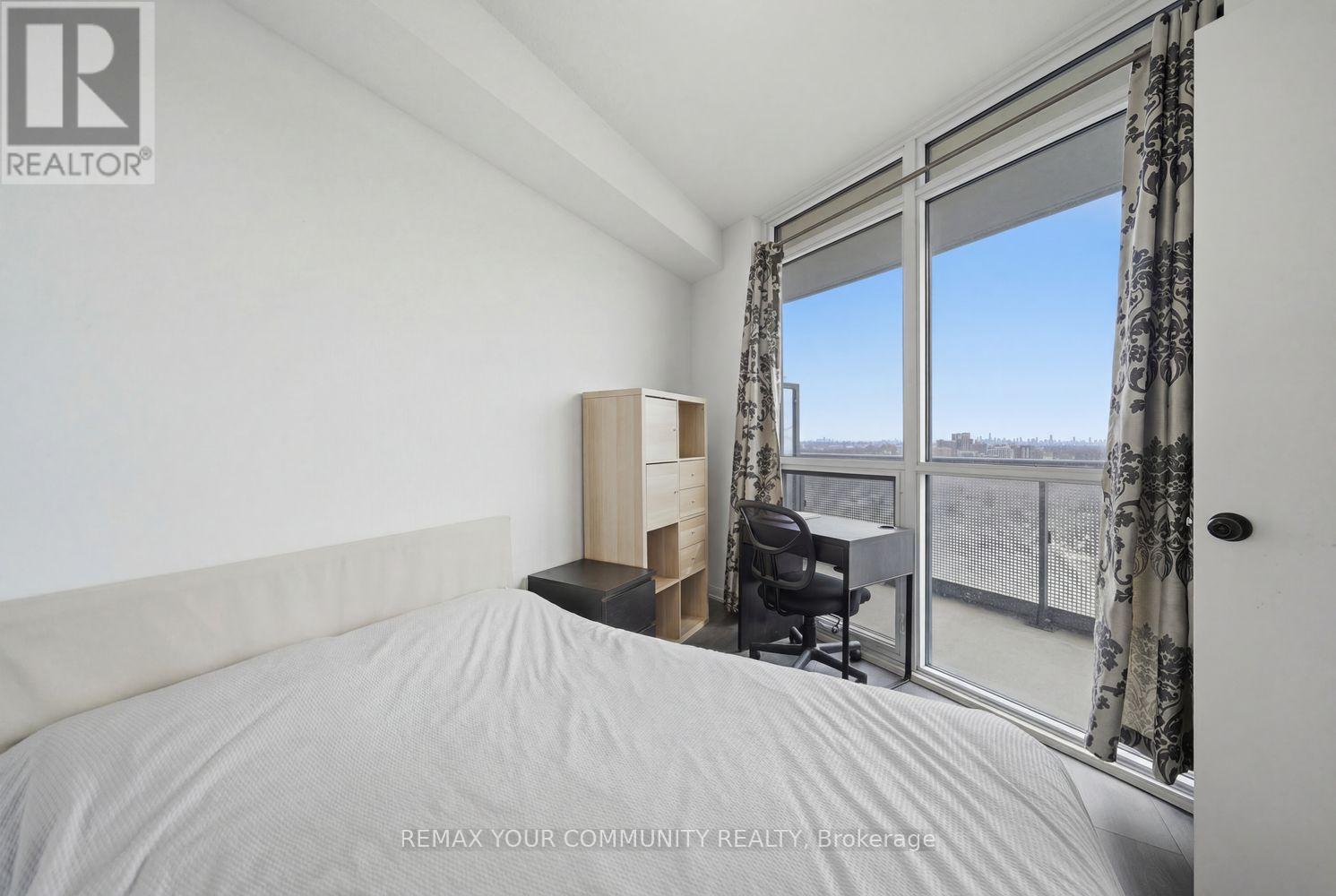 #3107 30 GIBBS ROAD - 26