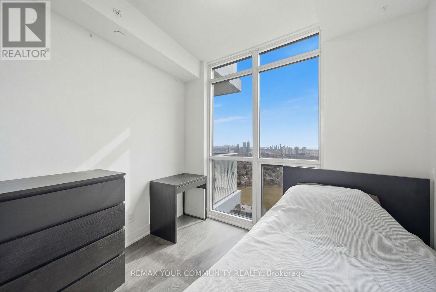 #3107 30 GIBBS ROAD - 32