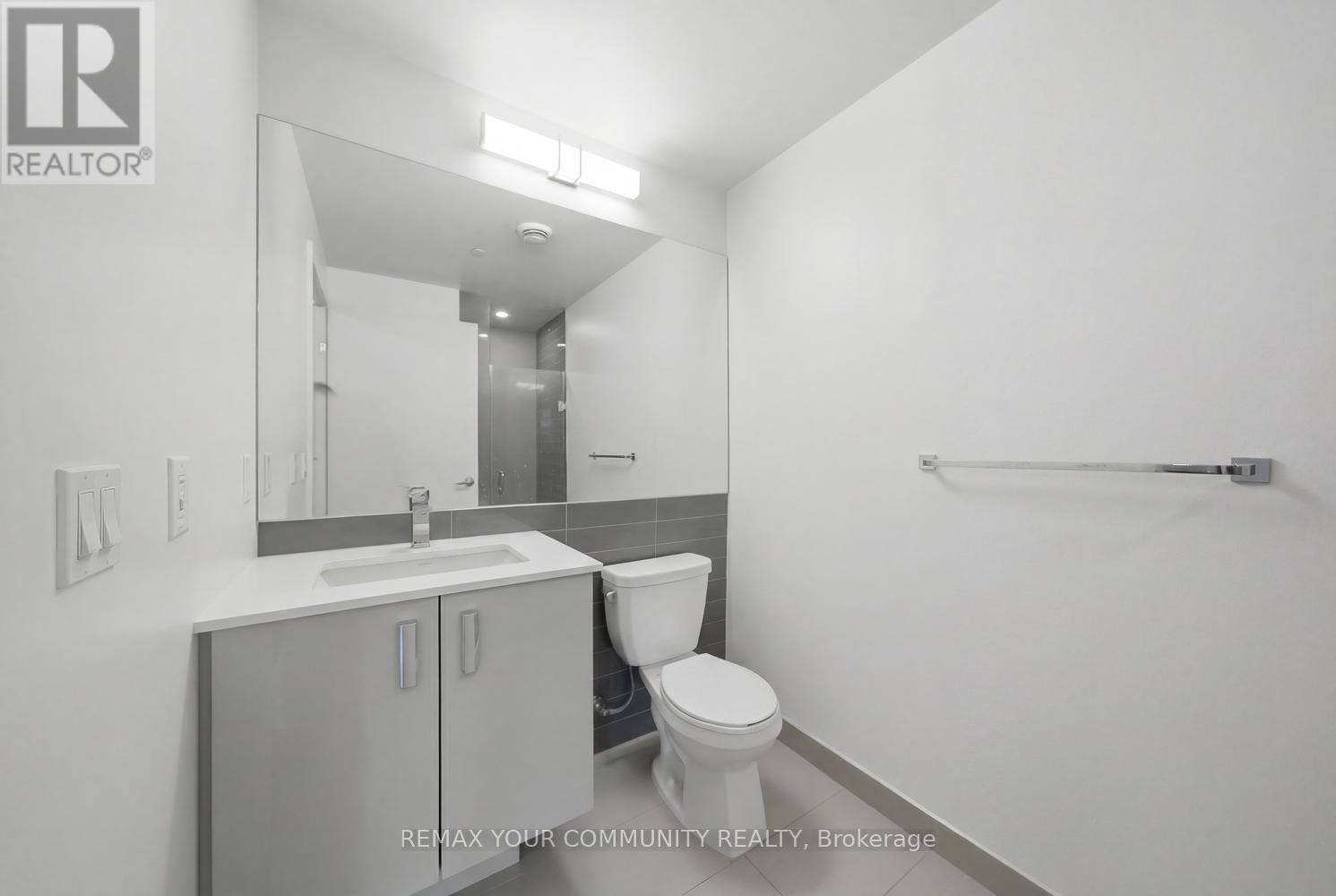 #3107 30 GIBBS ROAD - 34