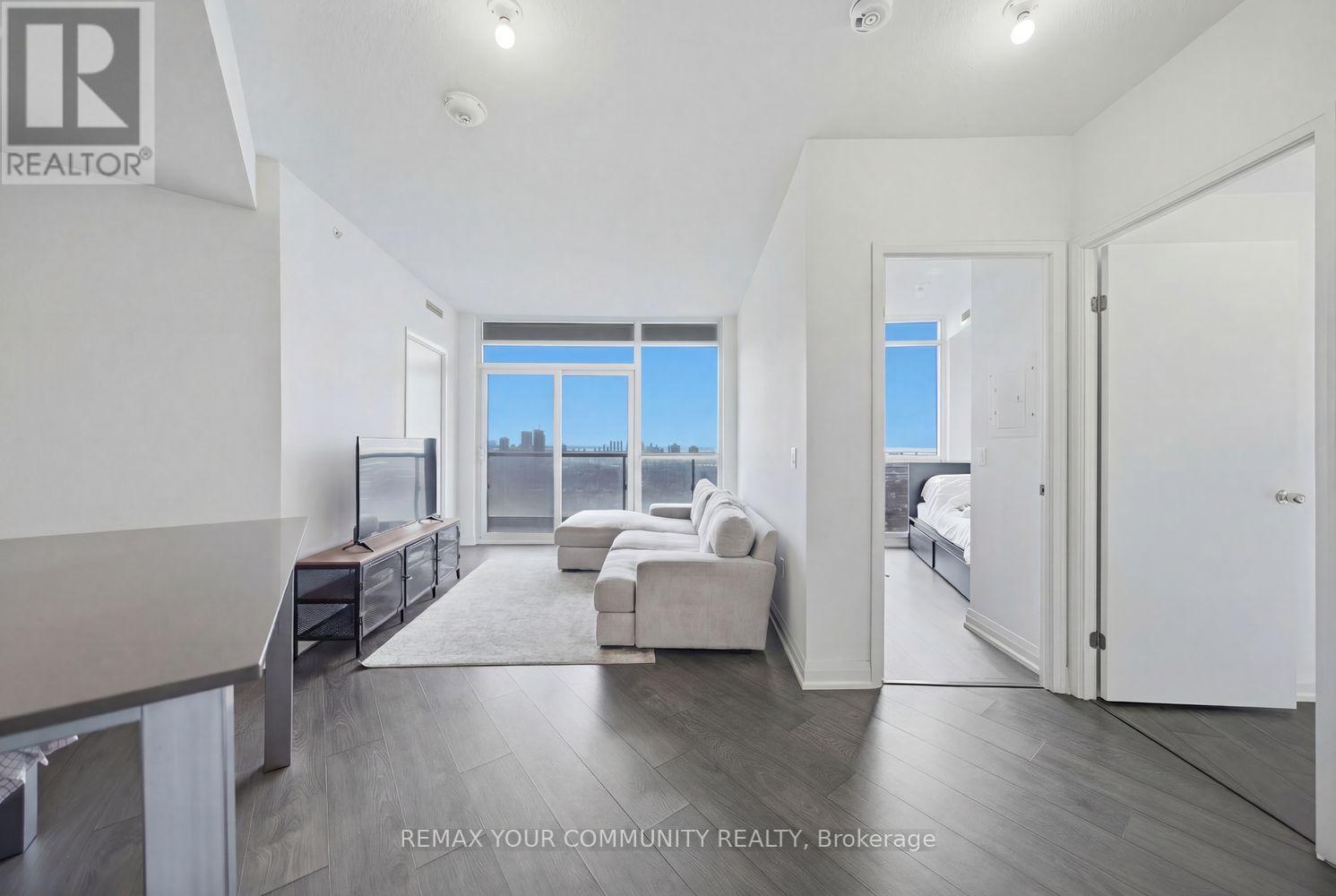 #3107 30 GIBBS ROAD - 6