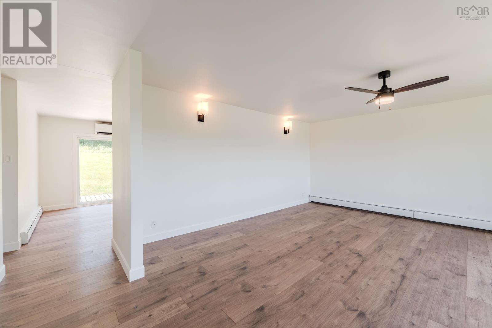 Property 22 of 50 of 172 Highway 1