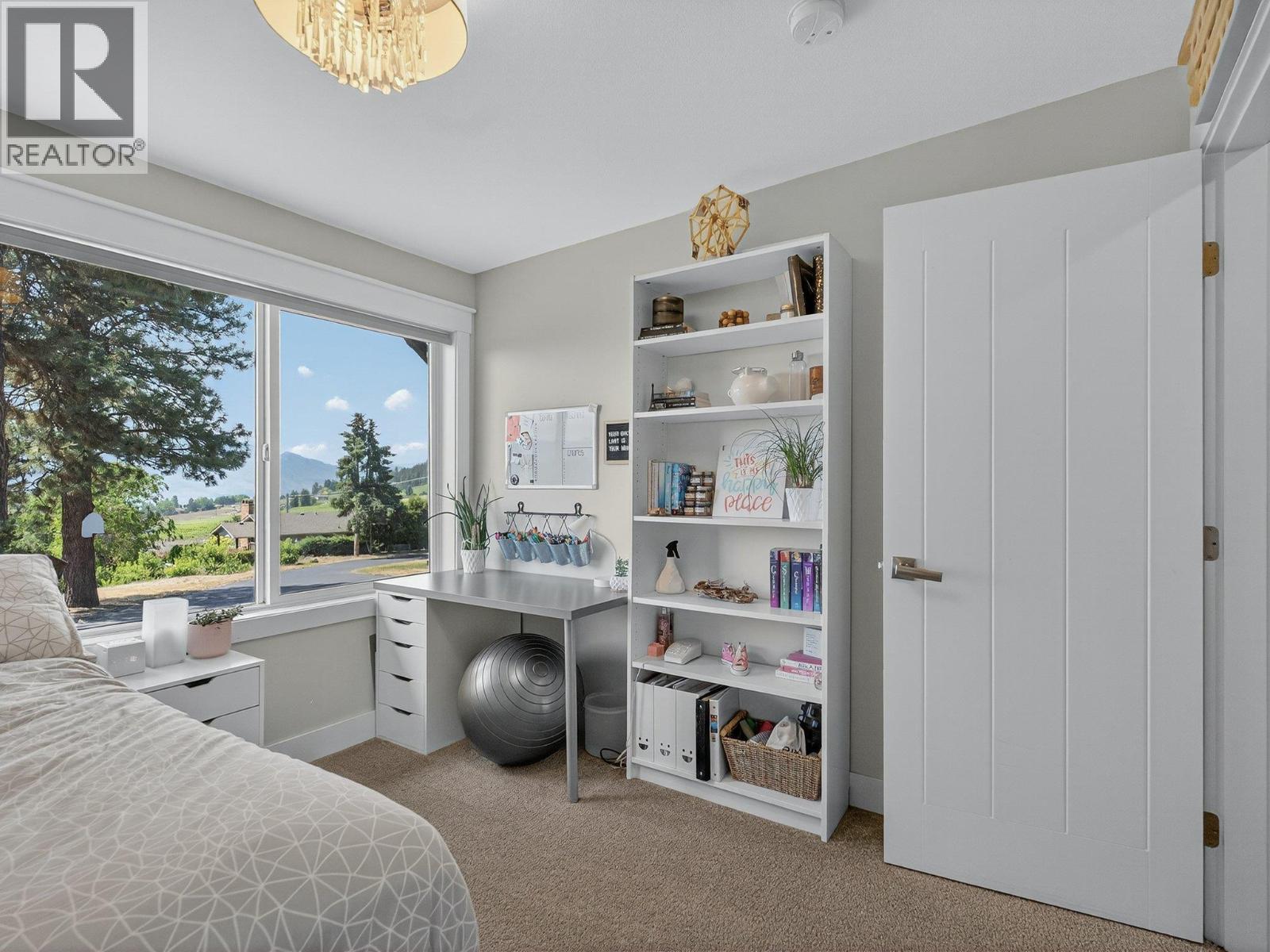  2715 Boucherie Road, West Kelowna