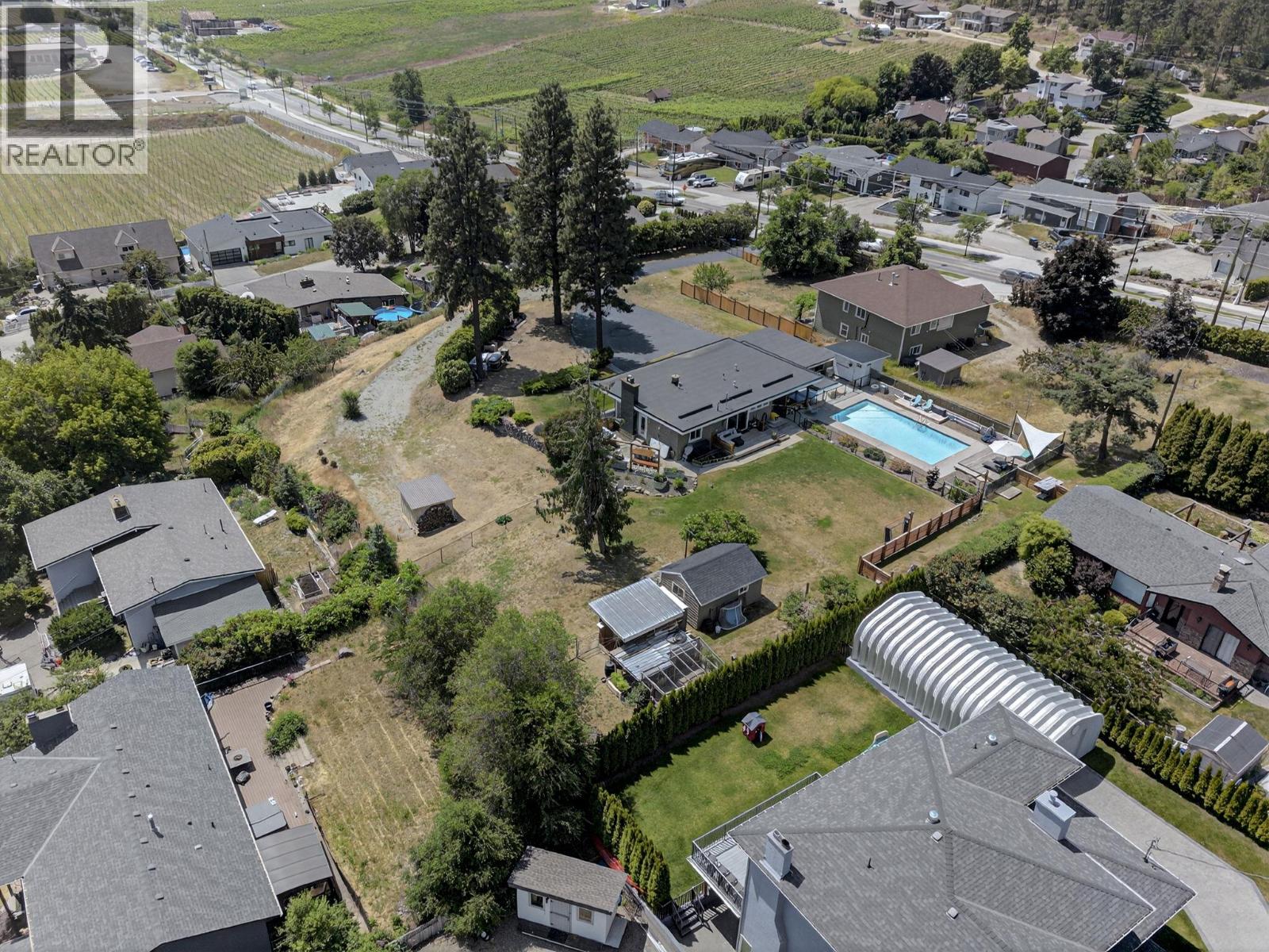  2715 Boucherie Road, West Kelowna