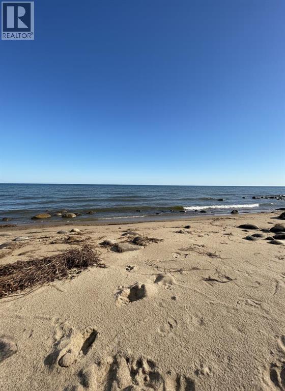 
          81 Peace River Avenue
            <br/>
            <span>Joussard</span>
            , 
            <span>AB</span>
             <span>T0G1J0</span>
         - Photo 35