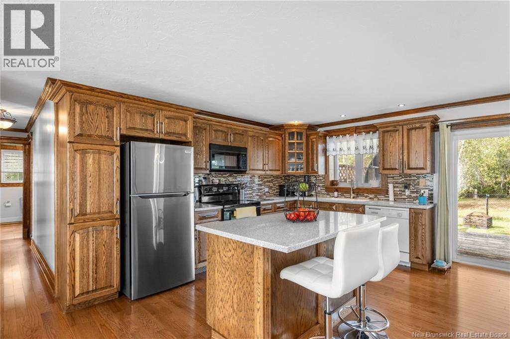 3 CHATELLERAULT AVENUE - 16