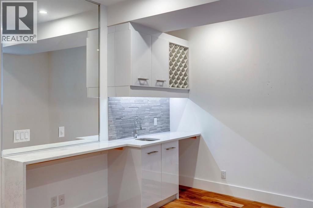 Single Family House for Sale in A Osborne Crescent SW Richmond Calgary 