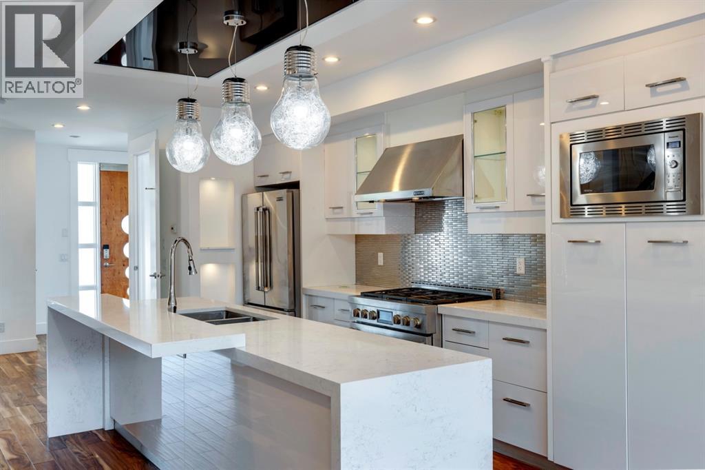 Single Family House for Sale in A Osborne Crescent SW Richmond Calgary 