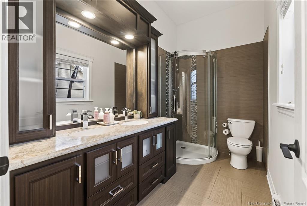 25 ELODIE COURT - 16