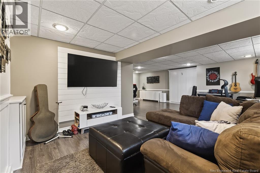 25 ELODIE COURT - 27