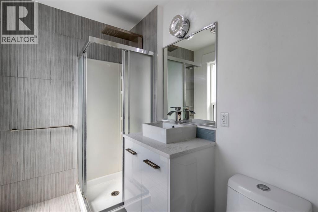 Single Family House for Sale in A Osborne Crescent SW Richmond Calgary 