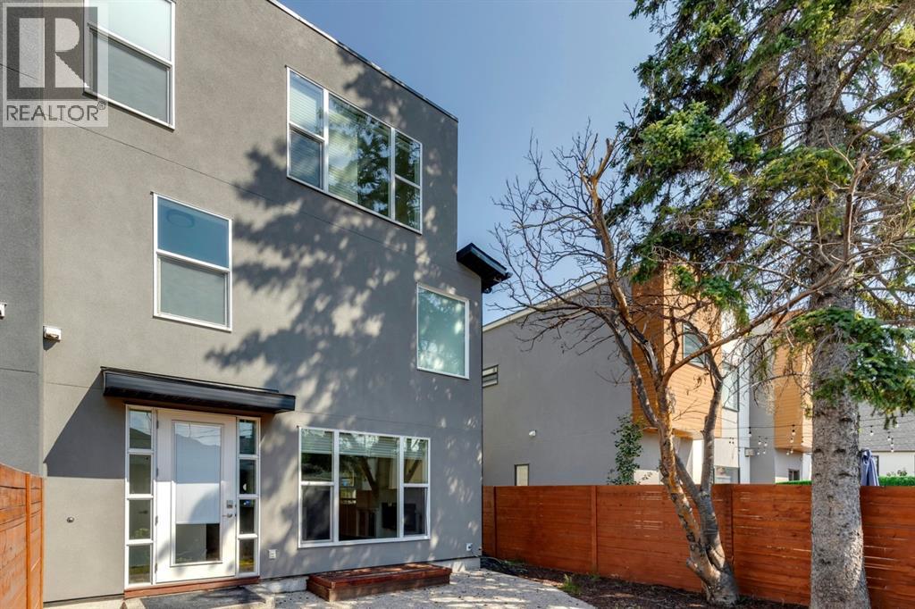 Single Family House for Sale in A Osborne Crescent SW Richmond Calgary 