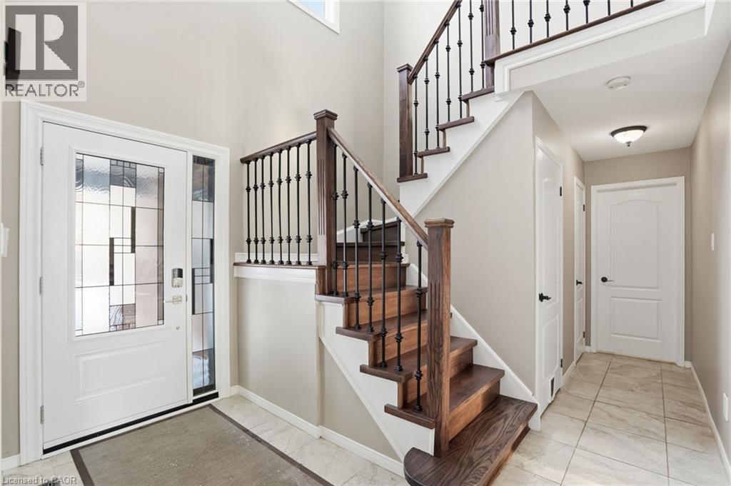 73 RILEY Street, Waterdown, Ontario