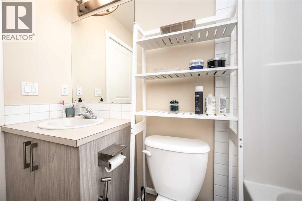 Single Family House for Sale in  Covecreek Mews NE Coventry Hills Calgary 