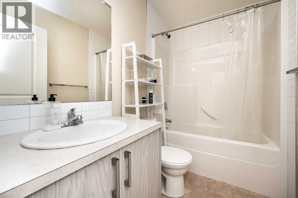 Single Family House for Sale in  Covecreek Mews NE Coventry Hills Calgary 