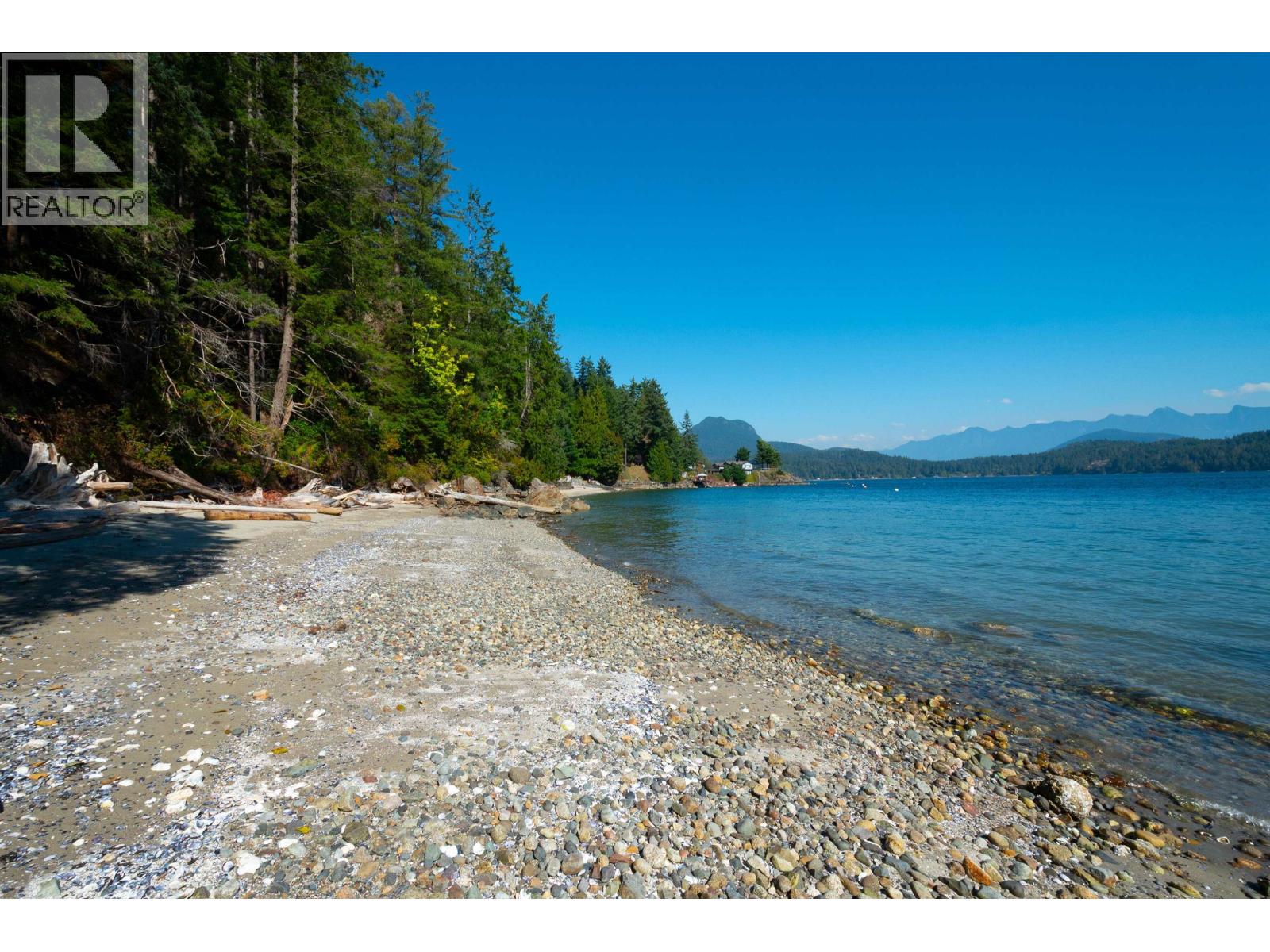 1504 TIDEVIEW ROAD, Gibsons