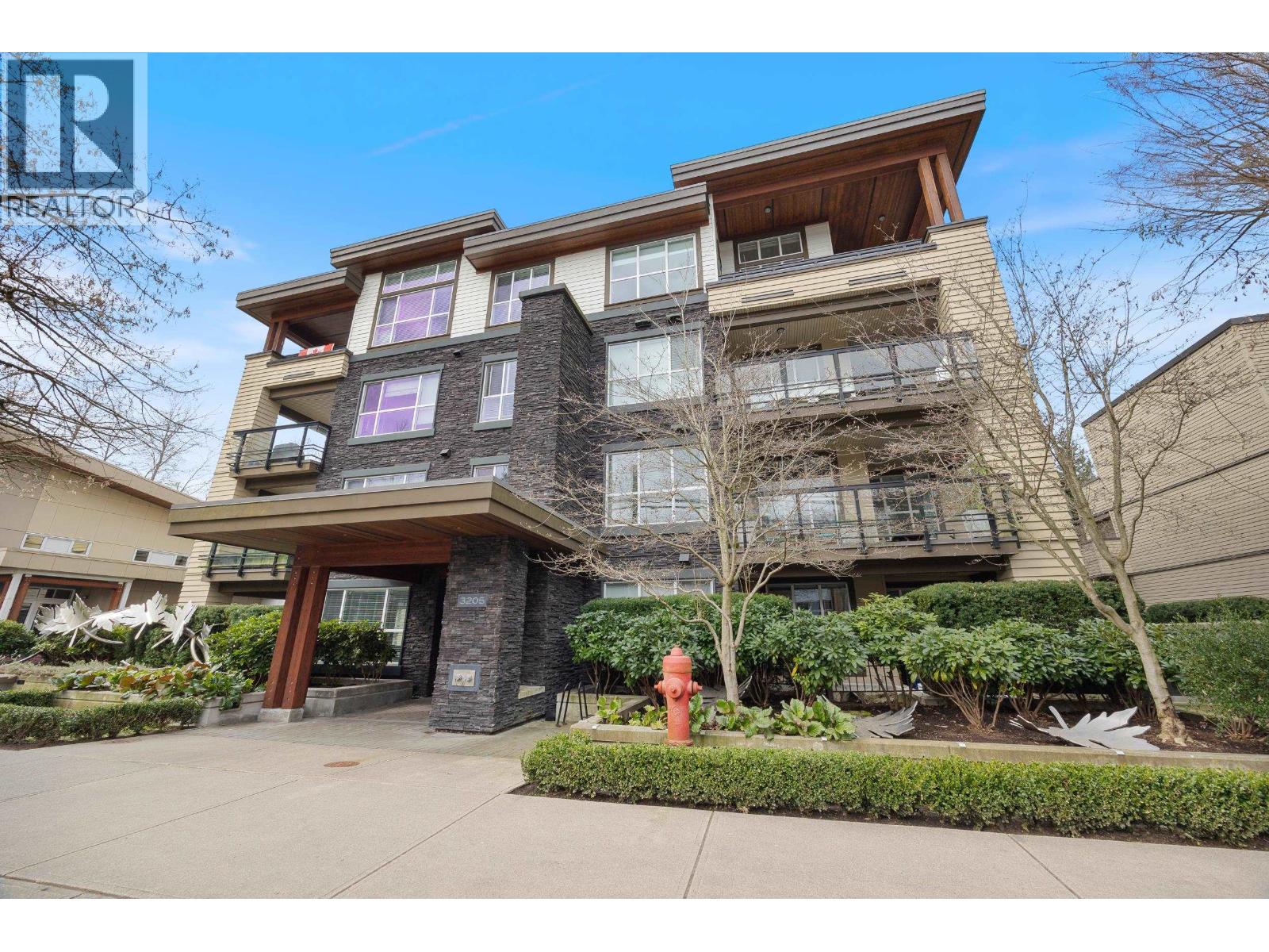 316 3205 MOUNTAIN HIGHWAY