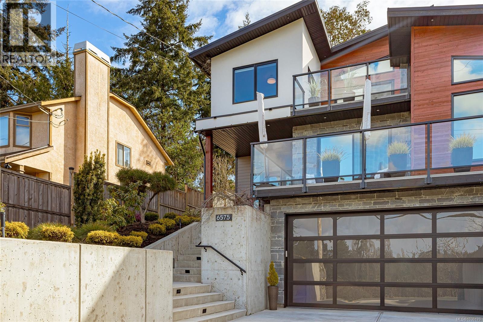 6575 CENTRAL SAANICH RD - Image 3