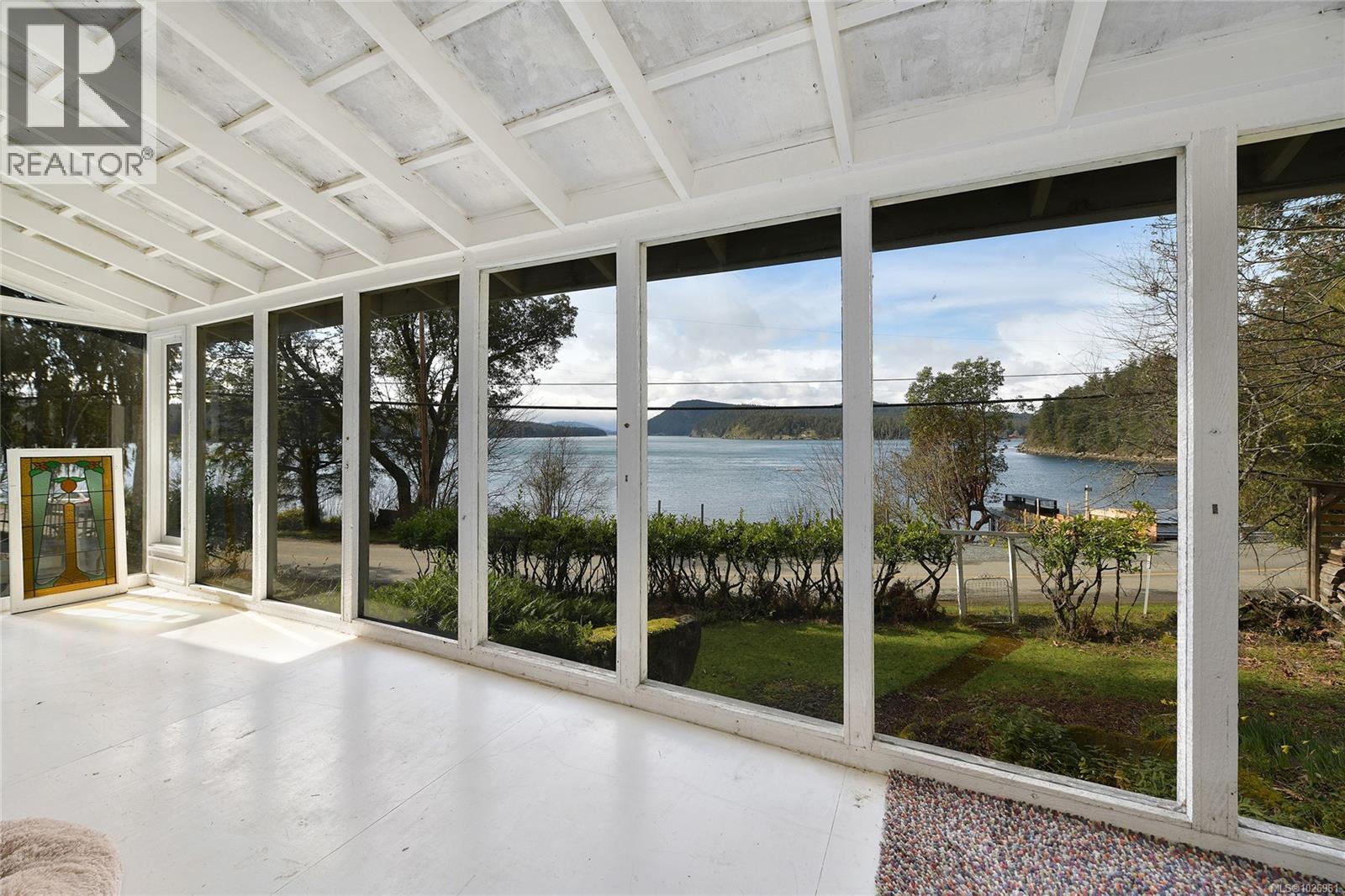 348 GEORGINA POINT RD - 14