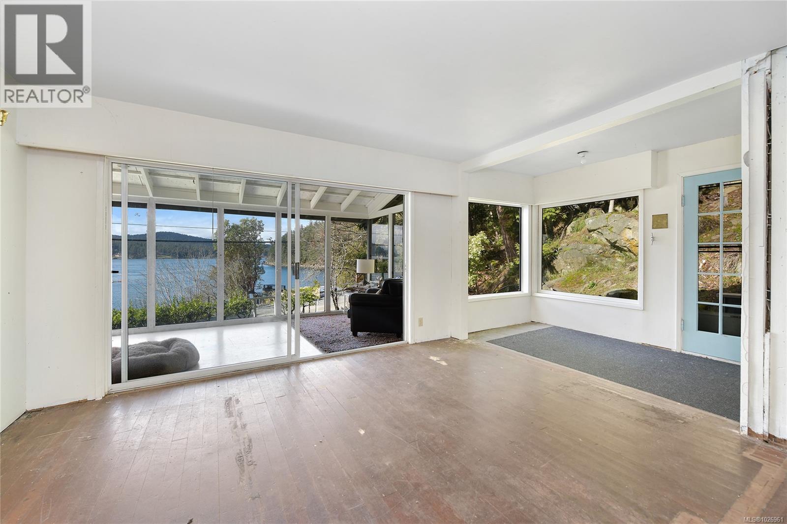 348 GEORGINA POINT RD - 25