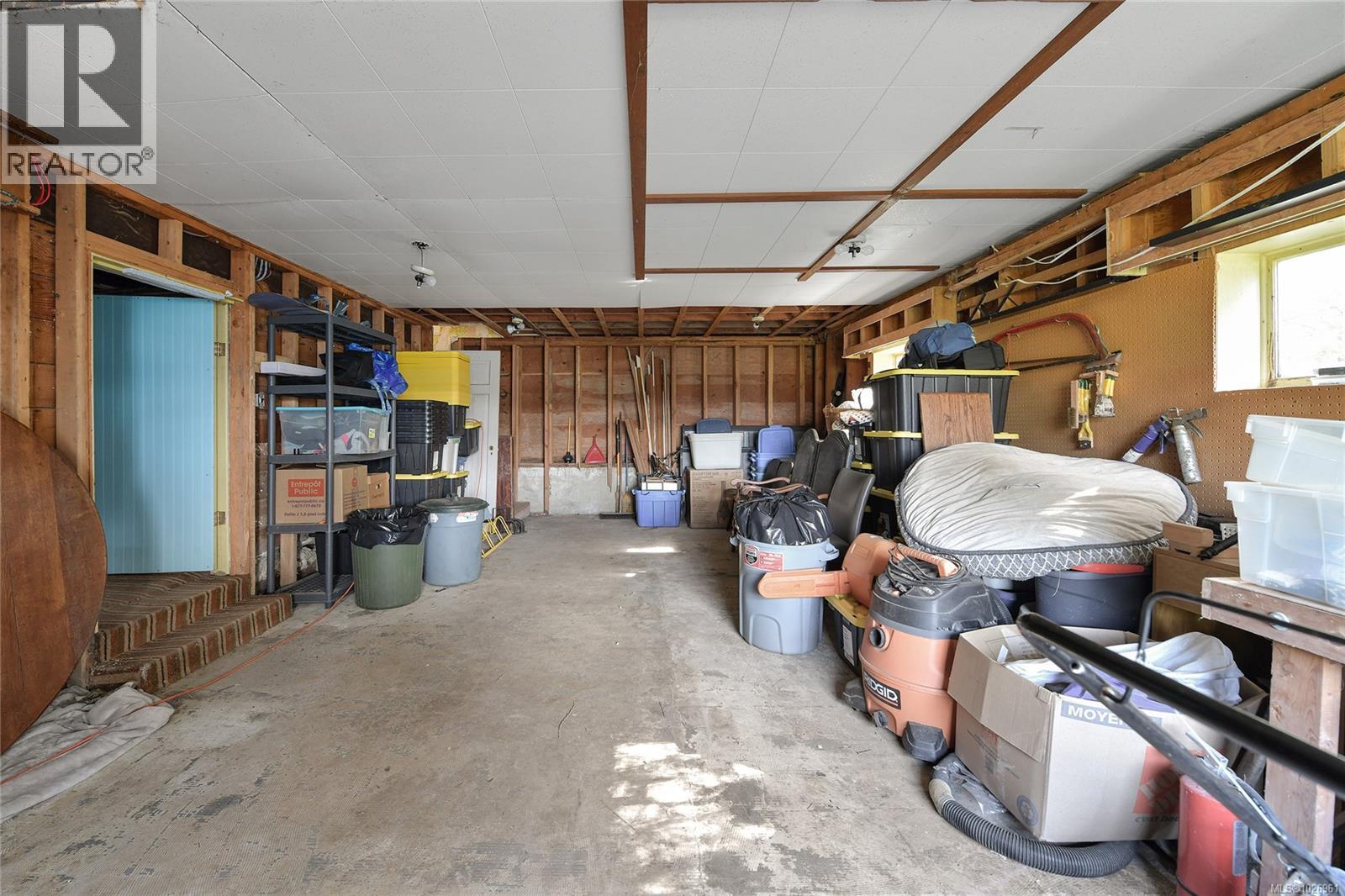 348 GEORGINA POINT RD - 36