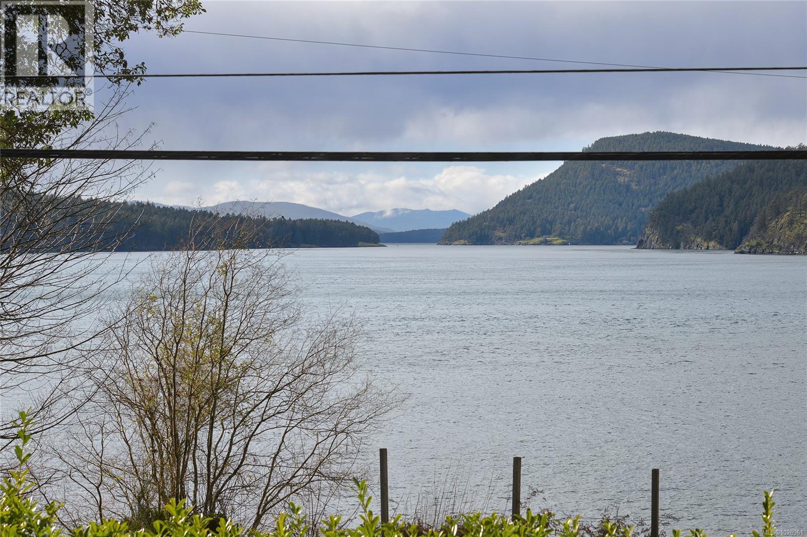 348 GEORGINA POINT RD - 41