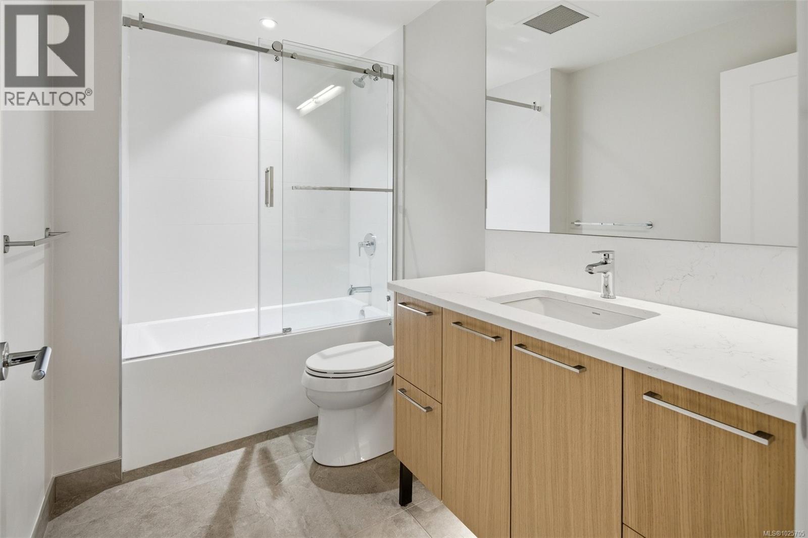 #307 5229 CORDOVA BAY RD - 25