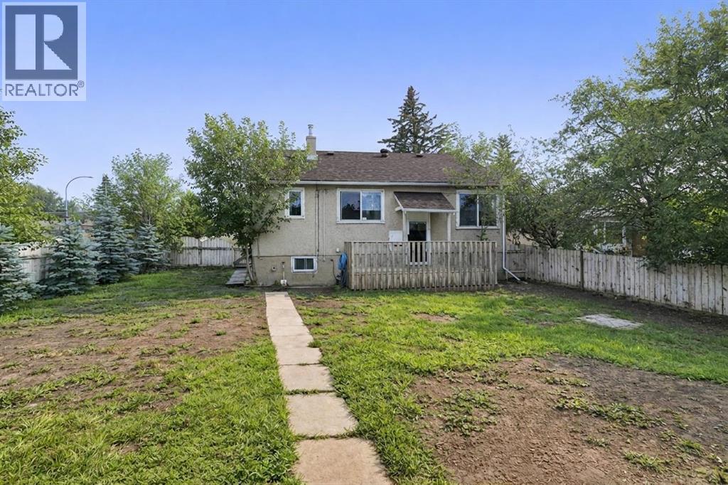 Single Family House Bungalow for Sale in   Avenue NE Tuxedo Park Calgary 