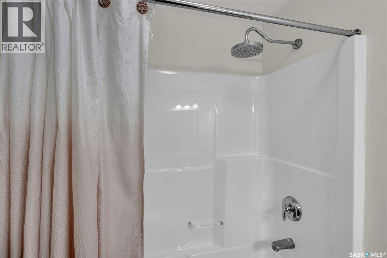 #126 4701 CHILD AVENUE - 24