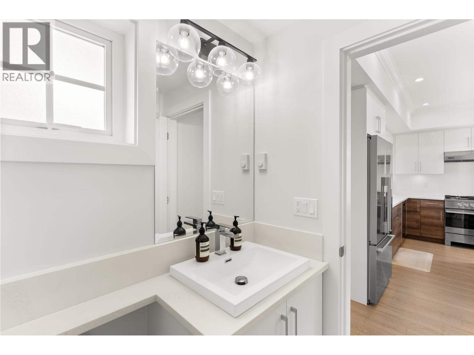 #32-9211 MCKIM Way, Richmond