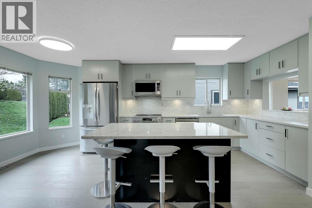 208 1140 CASTLE CRESCENT, Port Coquitlam