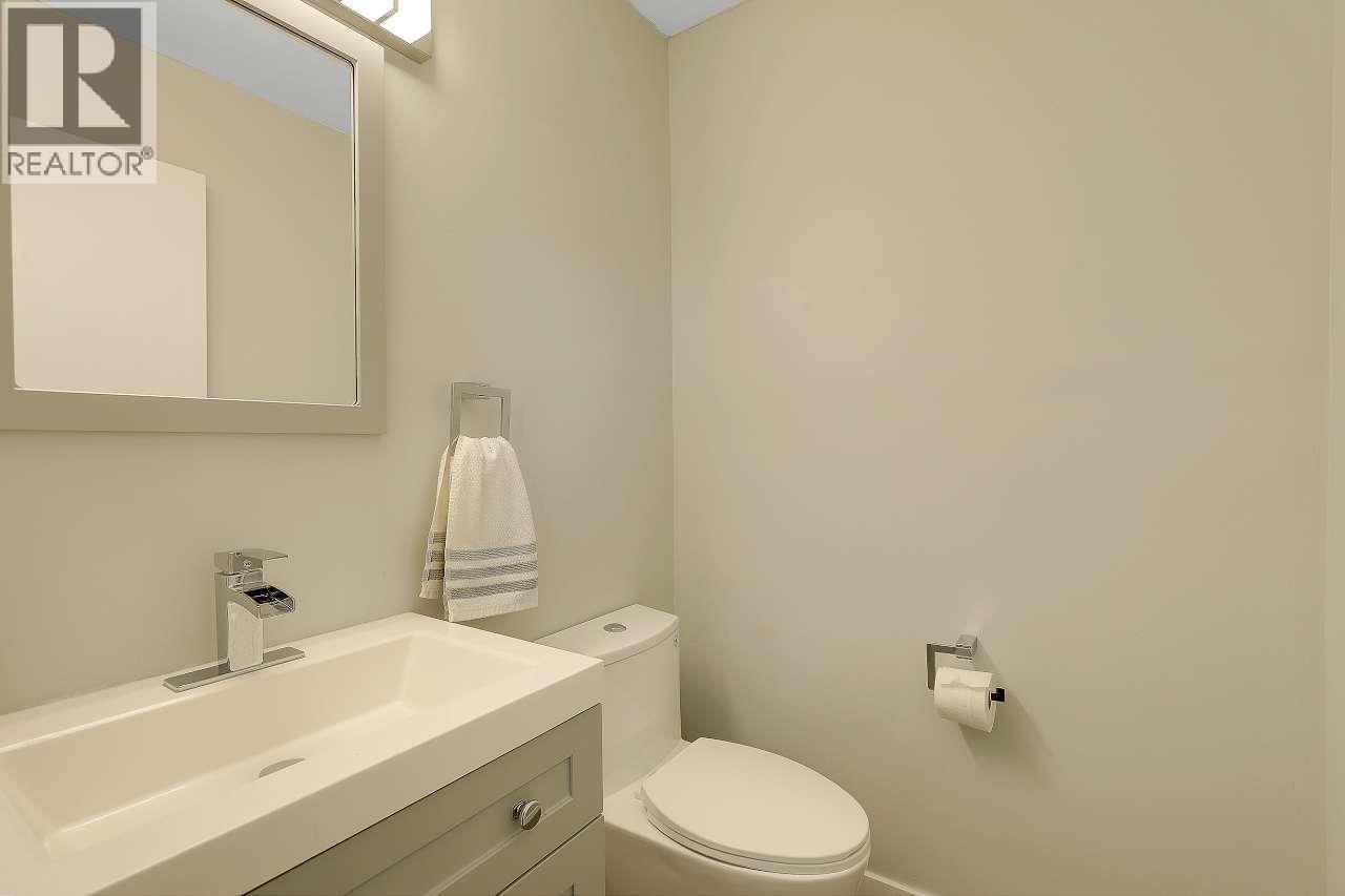 208 1140 CASTLE CRESCENT, Port Coquitlam