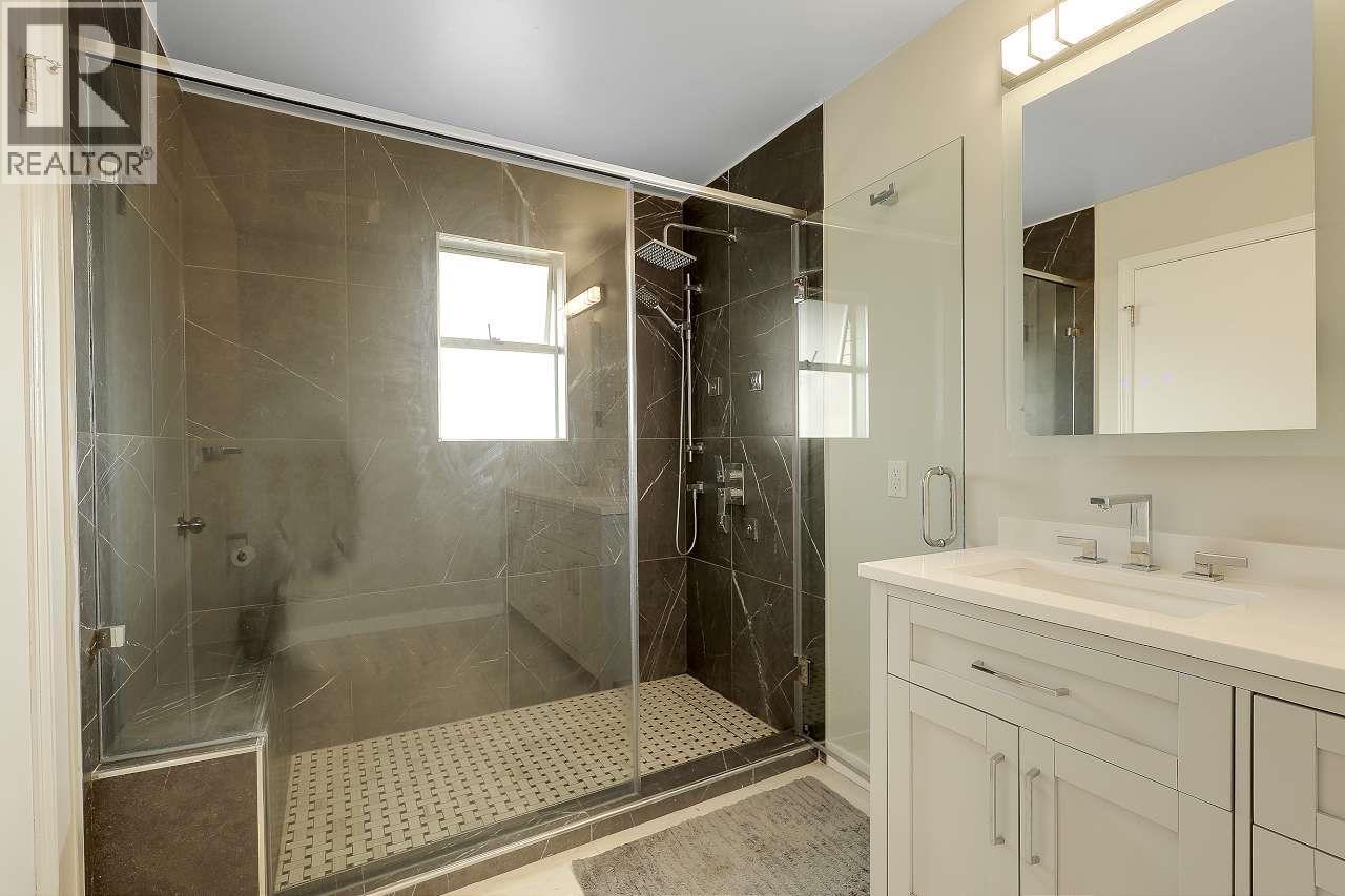 208 1140 CASTLE CRESCENT, Port Coquitlam