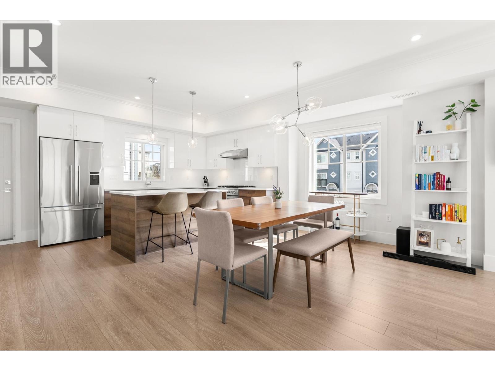 #32-9211 MCKIM Way, Richmond