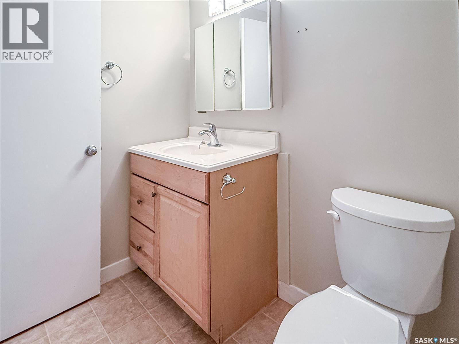 #5 2157 RAE STREET - 9