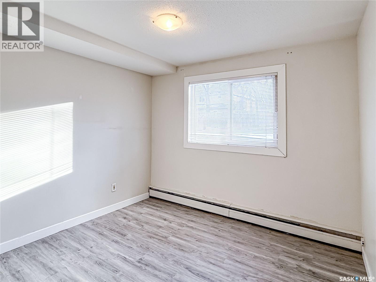 #5 2157 RAE STREET - 5