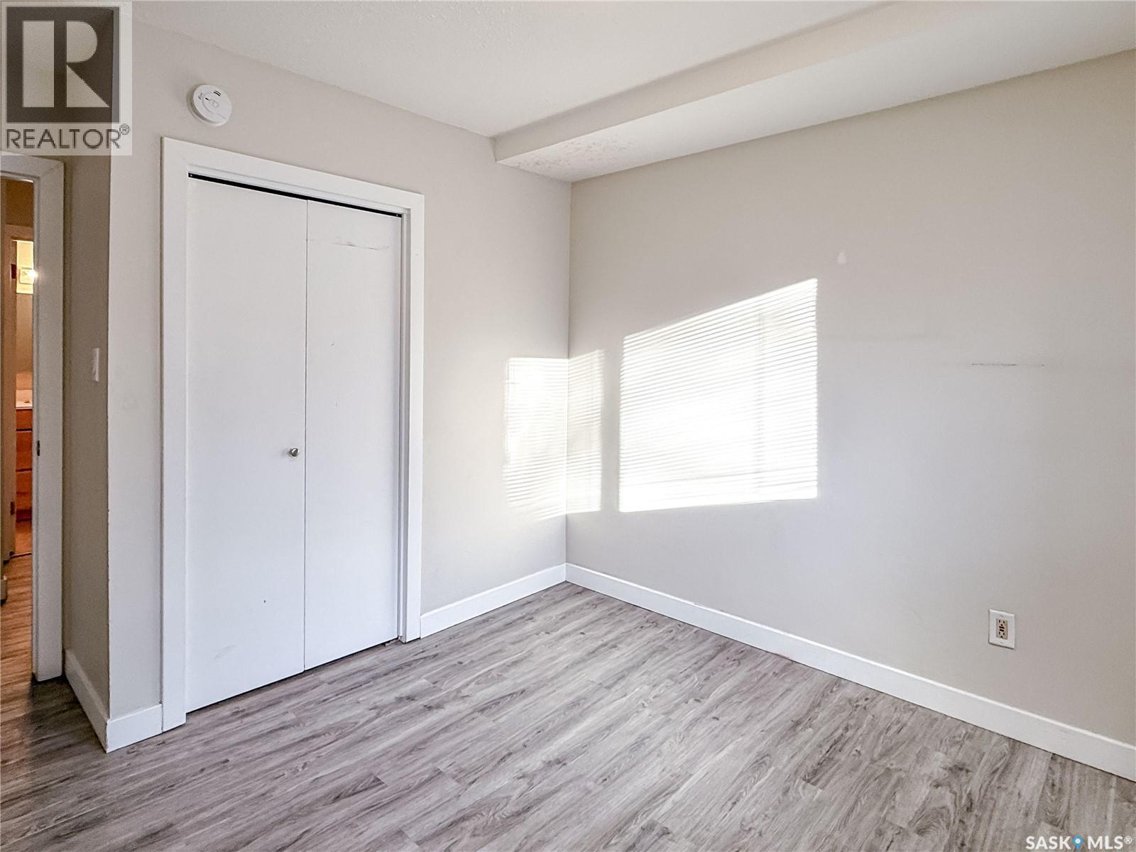 #5 2157 RAE STREET - 7