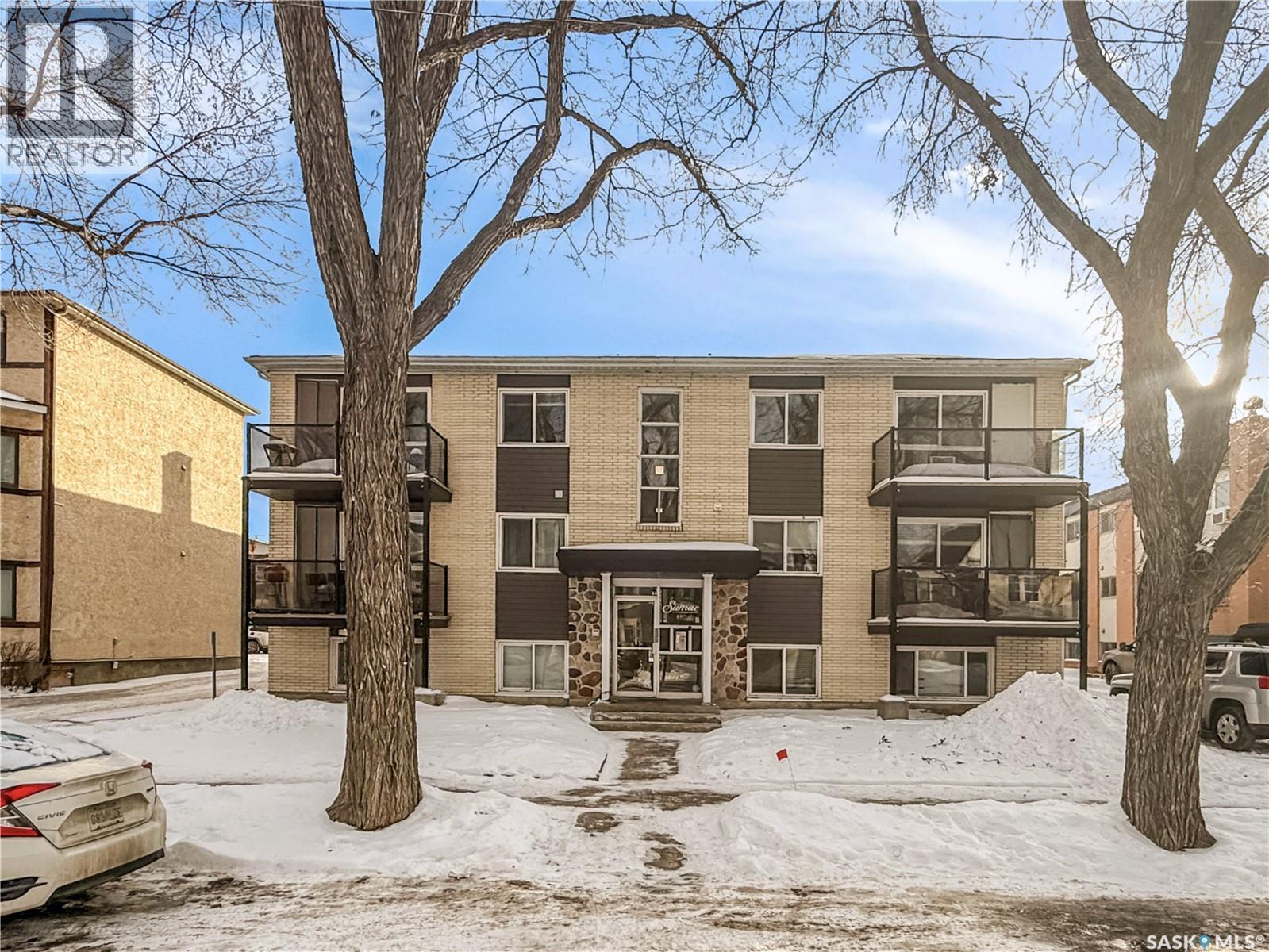 #5 2157 RAE STREET - 21