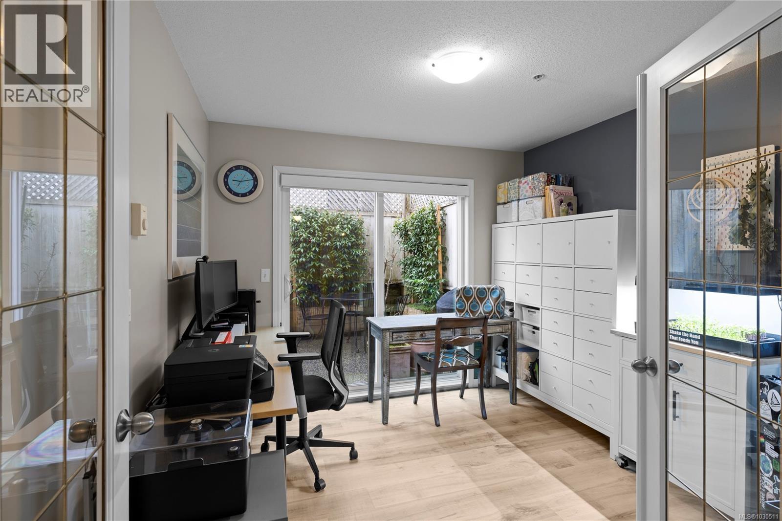 6114 CEDAR GROVE DR - 23