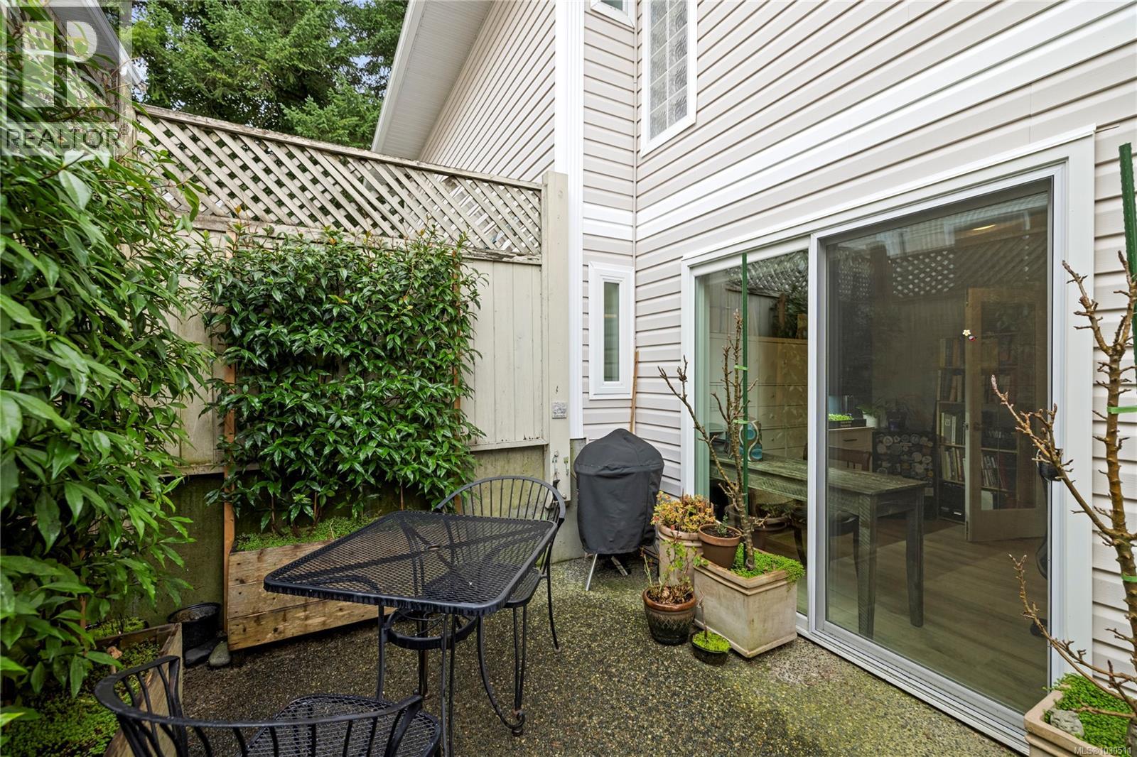 6114 CEDAR GROVE DR - 30