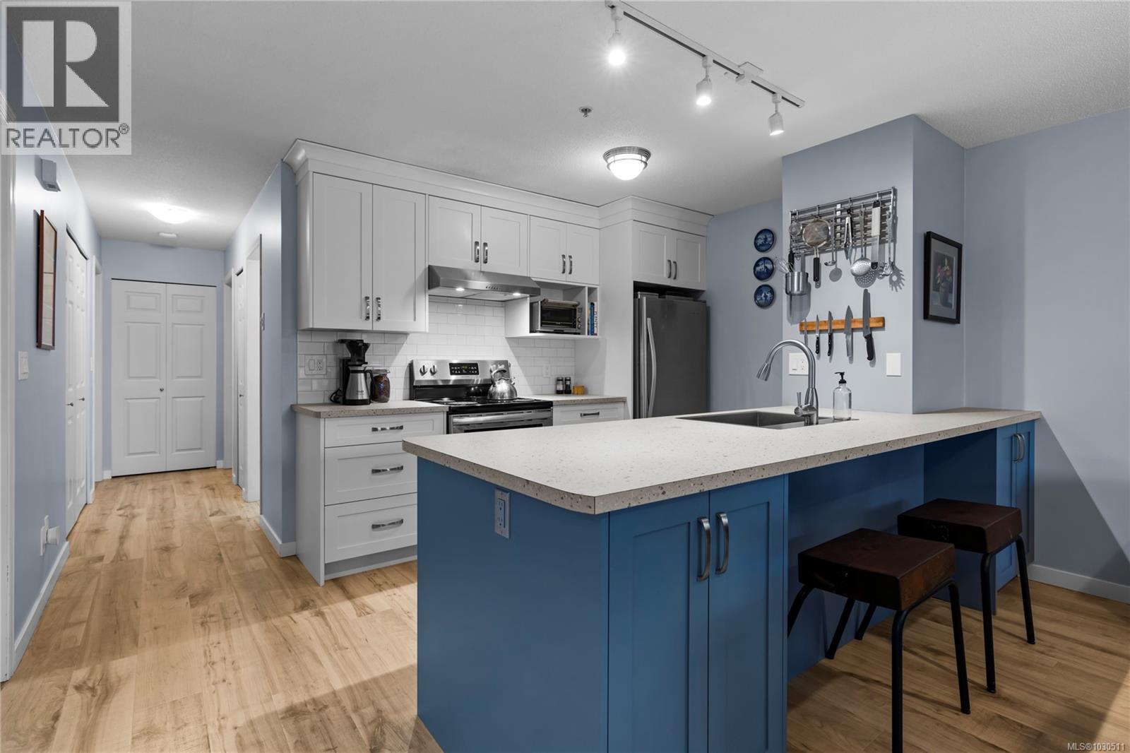 6114 CEDAR GROVE DR - 9