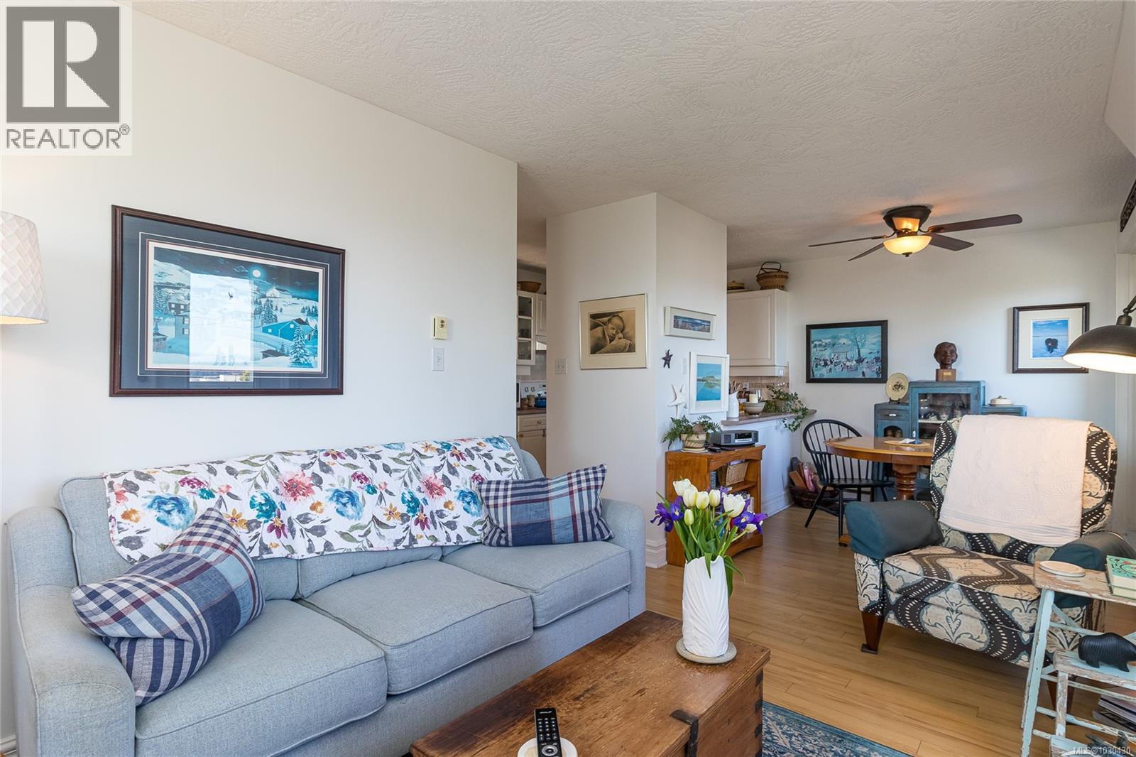 #402 645 Selby St - 5