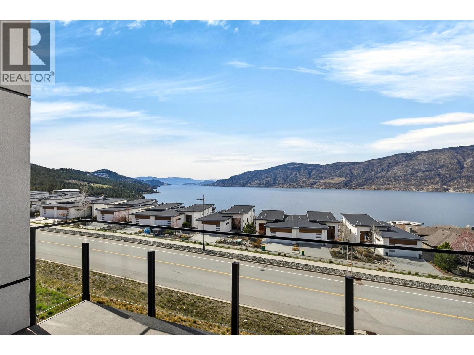 #2 9201 Okanagan Centre Road W - 32