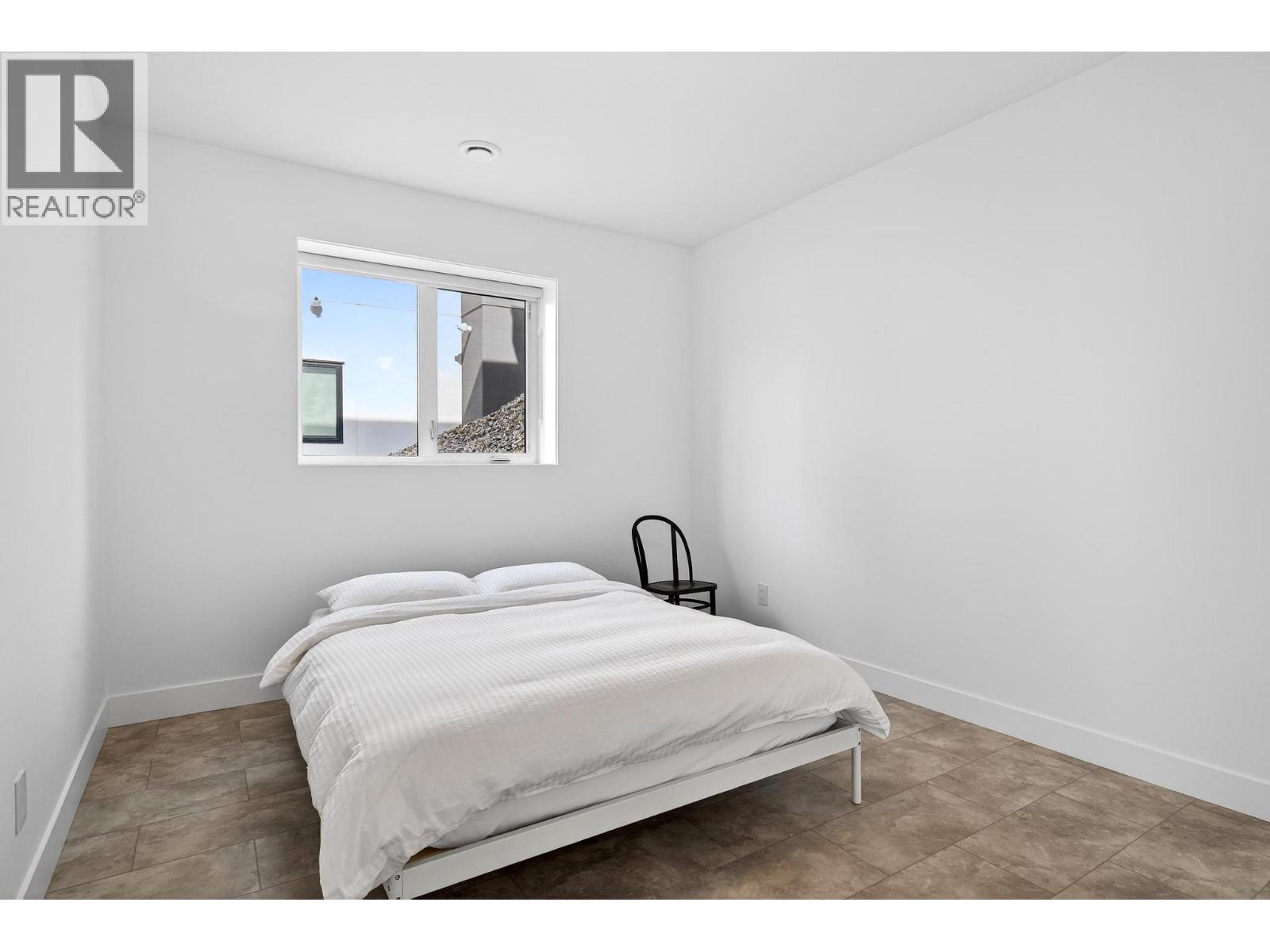 #2 9201 Okanagan Centre Road W - 66