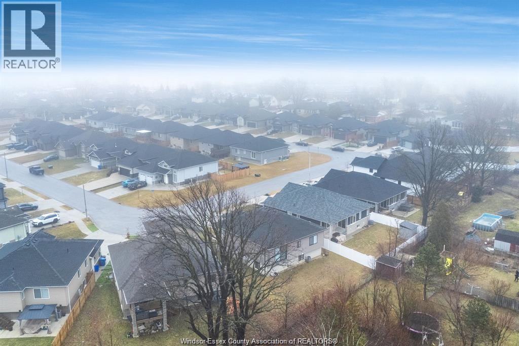 241 ROBINSON AVENUE - 47