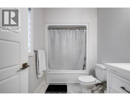 241 Robinson Avenue, Essex, ON N8M0A8 Photo 17