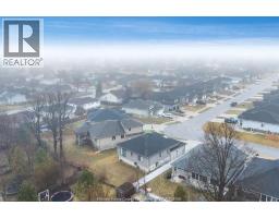 241 Robinson Avenue, Essex, ON N8M0A8 Photo 46