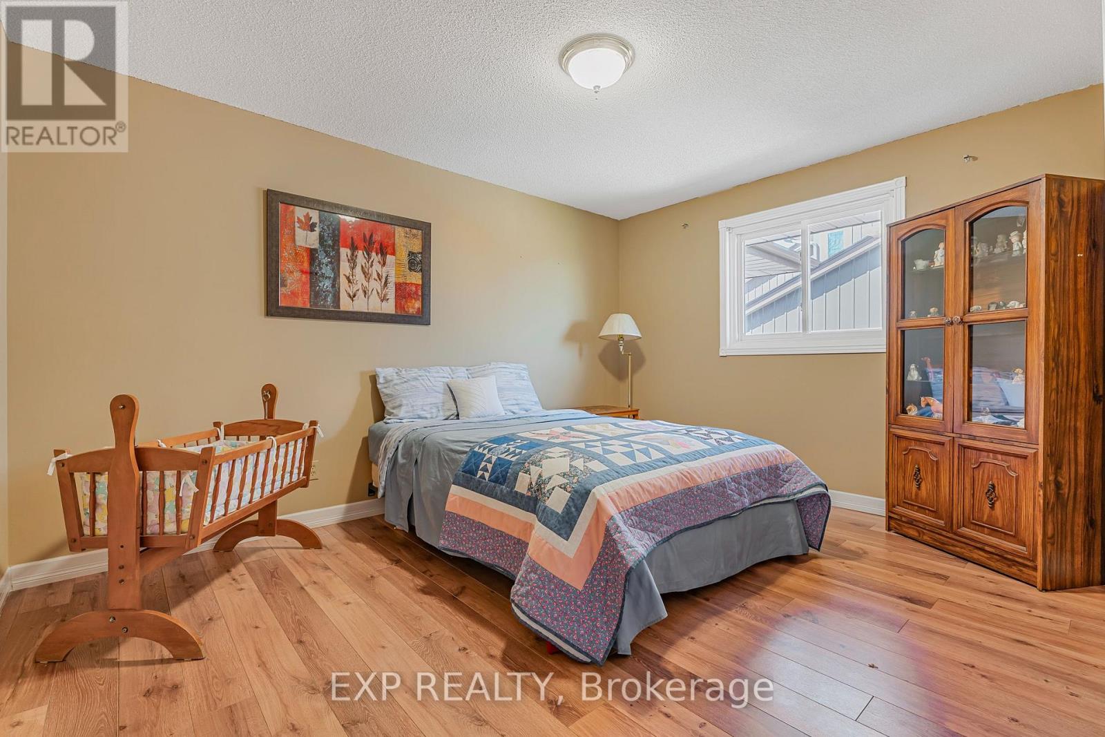 78 ESTHER AVENUE - 16